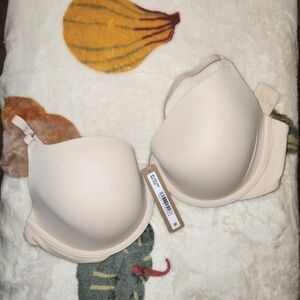 SKIMS T-Shirt Bra 32DD